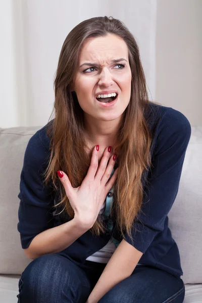 Vrouw schreeuwen op psychotherapie — Stockfoto