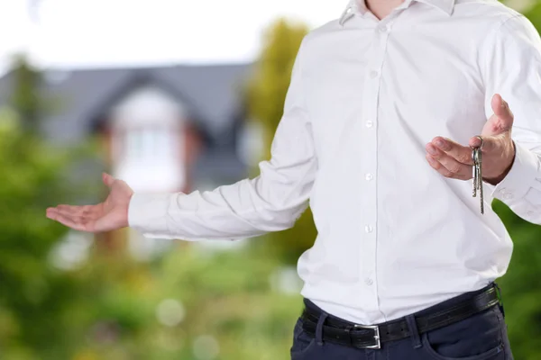 Architect with keys — Stock Photo, Image