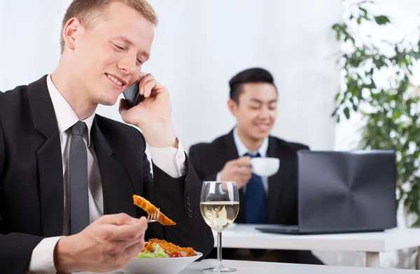 Pauze voor de lunch — Stockfoto