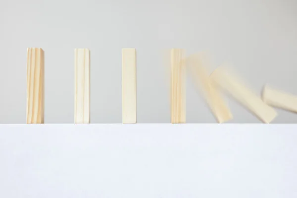 Domino Efekti