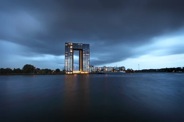 tasmantoren groningen