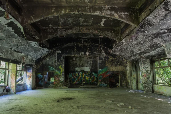 Cinema num hospital abandonado — Fotografia de Stock