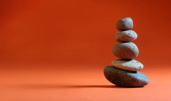 Stones stacked in zen pile — Stock Photo, Image