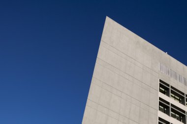 açılı modern Binası