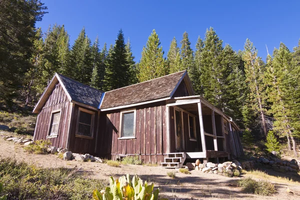 Ancienne maison en bois — Photo