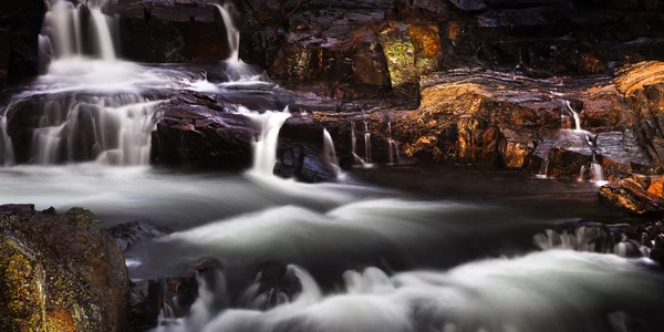 Mountain river with waterfalls — Stock Photo, Image