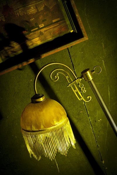 Lampada decorativa in metallo retrò — Foto Stock