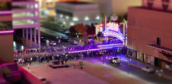 Vista colorida da cidade de Reno à noite — Fotografia de Stock
