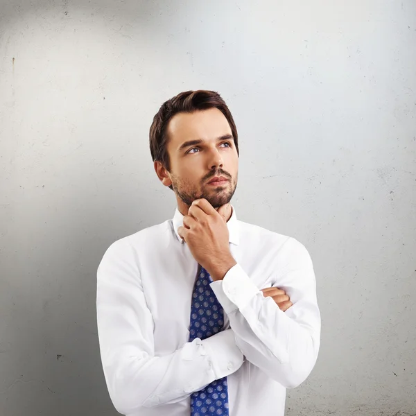 Porträt eines jungen Geschäftsmannes — Stockfoto