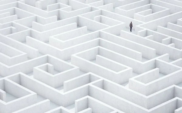 Zakenman in een doolhof — Stockfoto