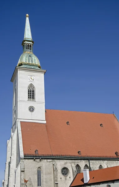 Καθεδρικός Ναός Αγίου martins στην Μπρατισλάβα, Σλοβακία — Φωτογραφία Αρχείου