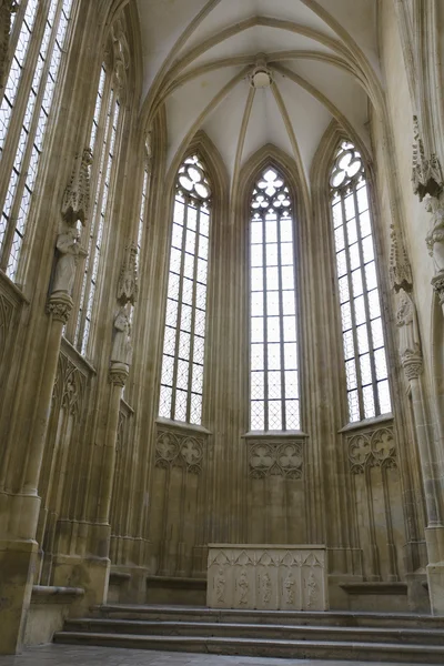 L'intérieur de la chapelle gothique de saint Jean l'Evangéliste à Bratislava — Photo