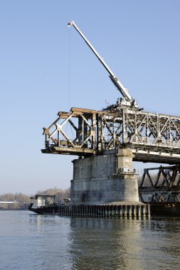 bratislava stary en köprü demontaj
