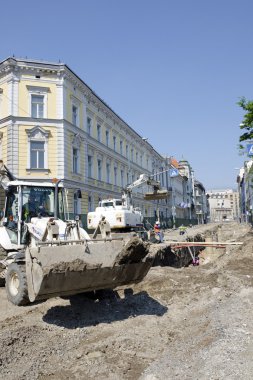 yeniden yapılan toprak işleri
