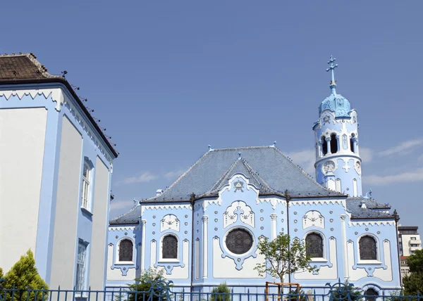 Art-deco Kościół st. elisabeth (niebieski) w Bratysławie — Zdjęcie stockowe