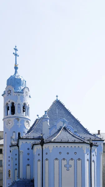 A igreja art-deco St. Elisabeth (Azul) em Bratislava — Fotografia de Stock