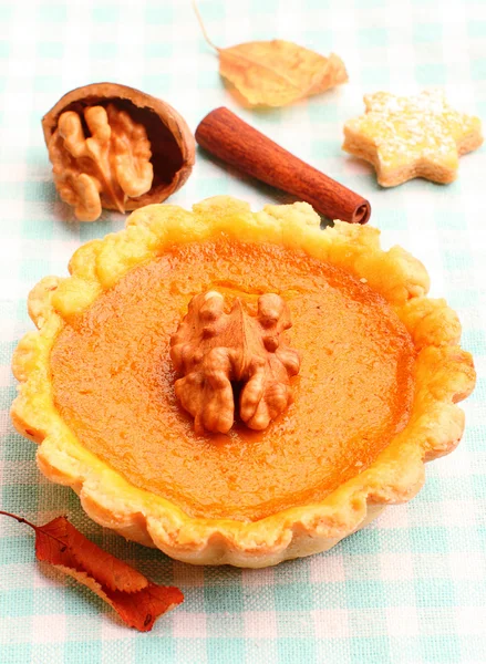 Mini pumpkin pie — Stock Photo, Image