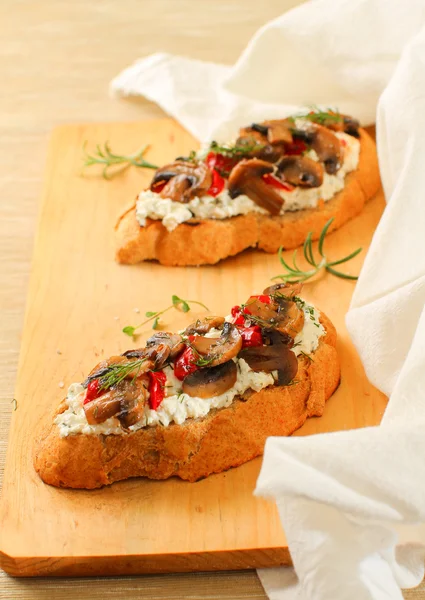 Mushrooms bruschetta — Stock Photo, Image