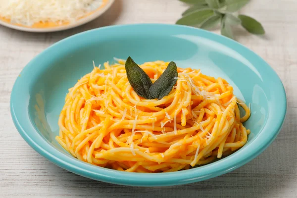 Roasted butternut pumpkin spaghetti — Stock Photo, Image