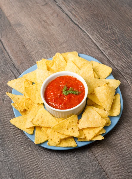 Nachos et trempette tomate — Photo