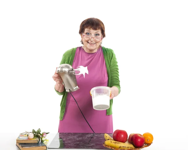 Woman cooking — Stock Photo, Image