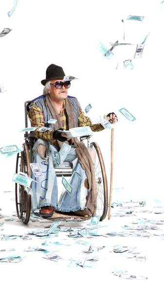 Dakloze man met een heleboel geld — Stockfoto