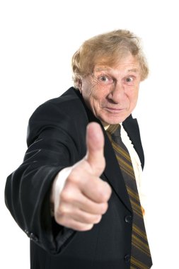 başparmak yukarıya ile üst düzey iş adamı