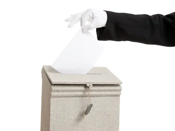 Hand  putting the letter into the box — Stock Photo, Image