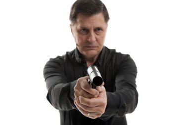 adam holding silahı