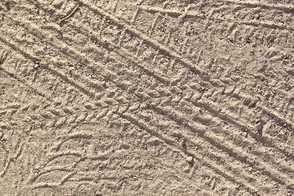 Ślady opon w piasku — Zdjęcie stockowe
