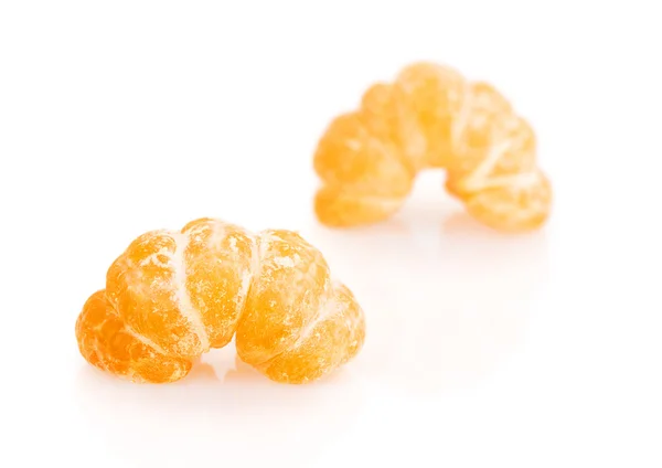 Duas metades de mandarina descascada — Fotografia de Stock