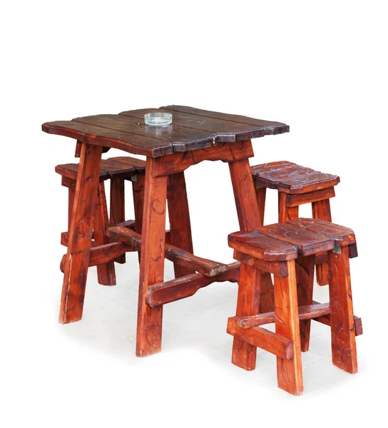 Деревянный стол и стулья — стоковое фото
