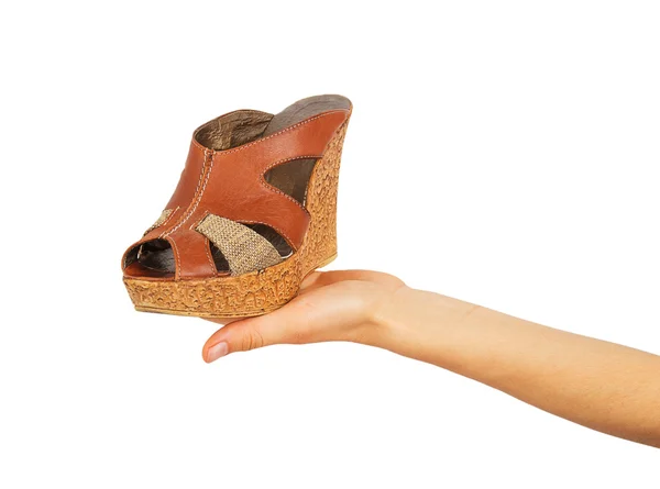 Zapato en palma femenina — Foto de Stock