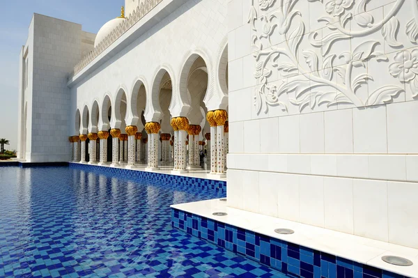 Abu-dhabi. Schejk zayed-moskén — Stockfoto