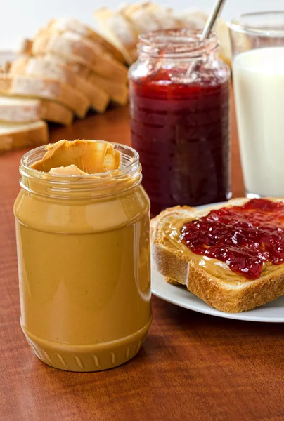 Peanut Butter and Jelly — Stock Photo, Image