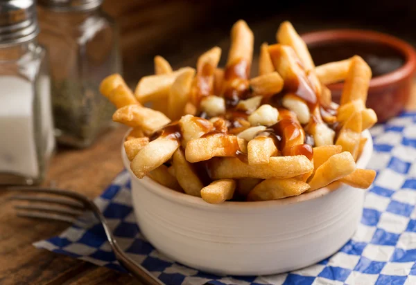 Poutine — Stok fotoğraf