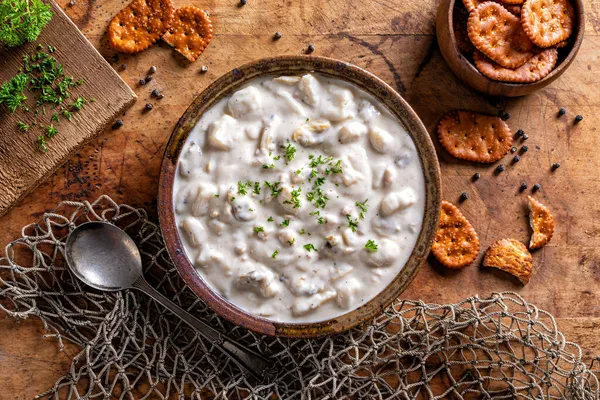 Bowl Delicious Homemade New England Clam Chowder Parsley Garnish Salted — Stock Photo, Image