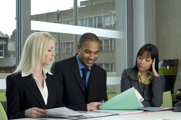 Three colleagues working together — Stock Photo, Image