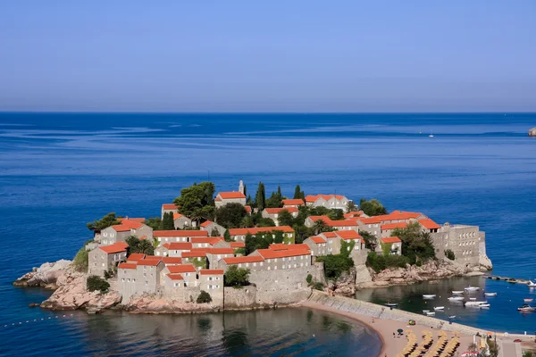 O resort insular de Sveti Stefan, Montenegro — Fotografia de Stock