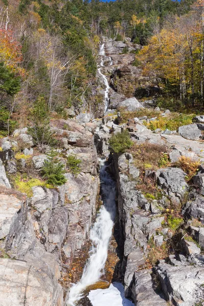 Oluklu cascade, crawford çentik Devlet Parkı — Stok fotoğraf