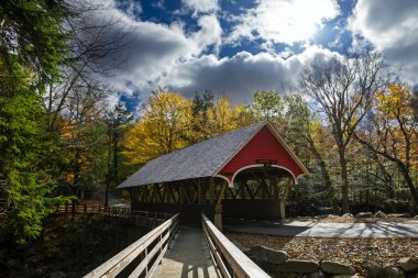 franconia notch devlet parkı kapalı köprü