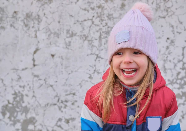 Winter Outdoor Close Portrait Adorable Positive Smiling Kid Girl Hat — Photo