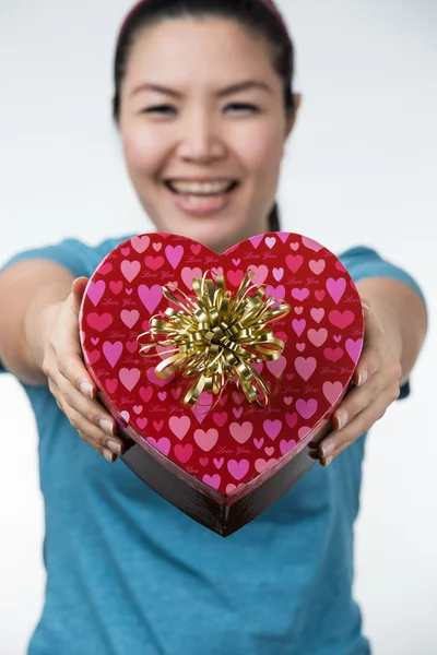 Asyalı kadın Sevgililer günü