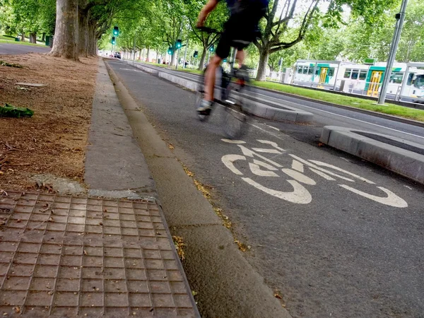 Bike rider in Melbourne — Stock Photo, Image