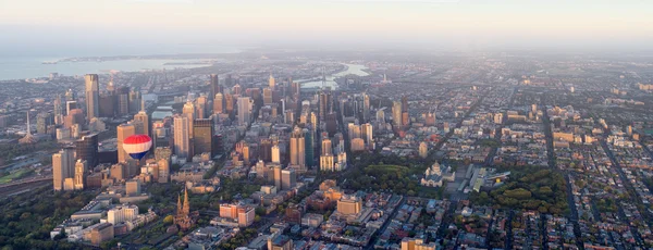 aeirial balon Melbourne vurdu