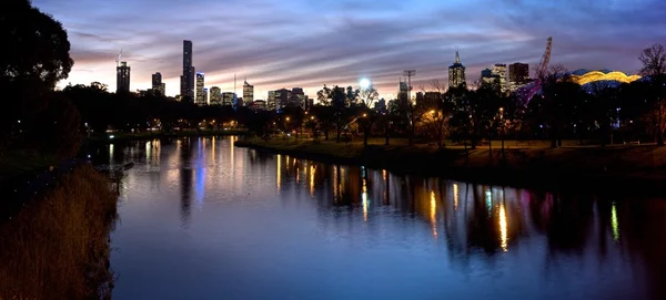 Melbourne sportif la nuit — Photo