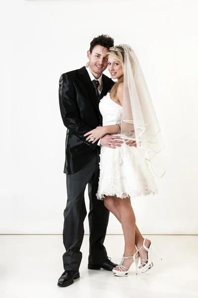 幸せな花嫁と花婿 — ストック写真