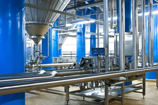 Seminariet av modernt bryggeri fabrik — Stockfoto