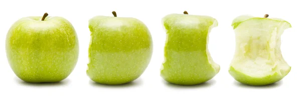 Wenige grüne Äpfel auf weißem Hintergrund — Stockfoto