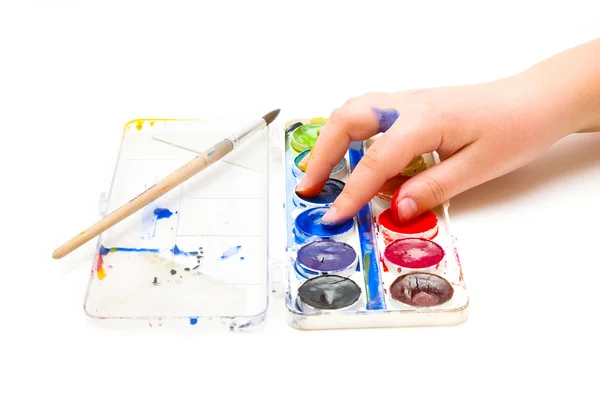 水彩色油漆和孩子的手 — 图库照片
